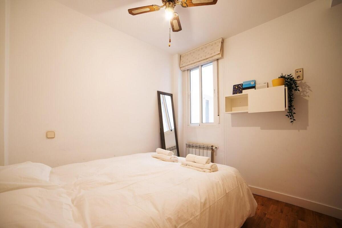 מדריד Bright Apartment In Historical City Center מראה חיצוני תמונה